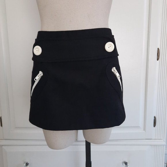 NWT H&M DIVIDED Skirt , Black With White Trim, Size 6 - Picture 1 of 8